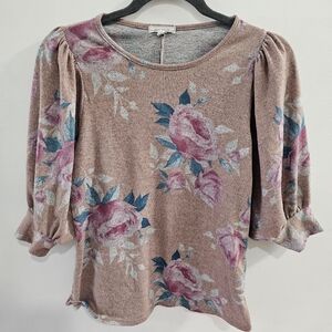 Super soft casual bubble sleeve top Ava James floral small fall comfy